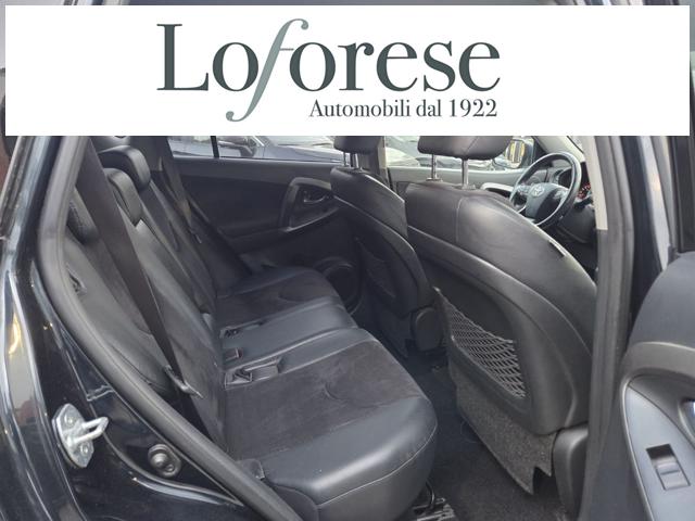 TOYOTA RAV 4 MY23 usata, con Interni in pelle