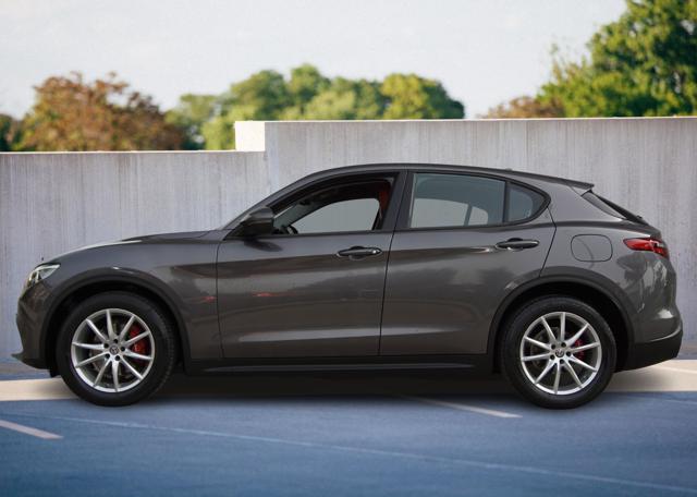 ALFA ROMEO Stelvio usata, con Autoradio