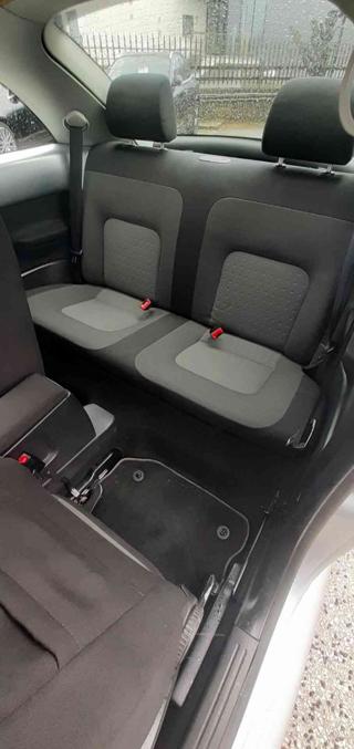 VOLKSWAGEN New Beetle usata, con Bracciolo