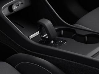 VOLVO EX40 usata, con Controllo automatico clima