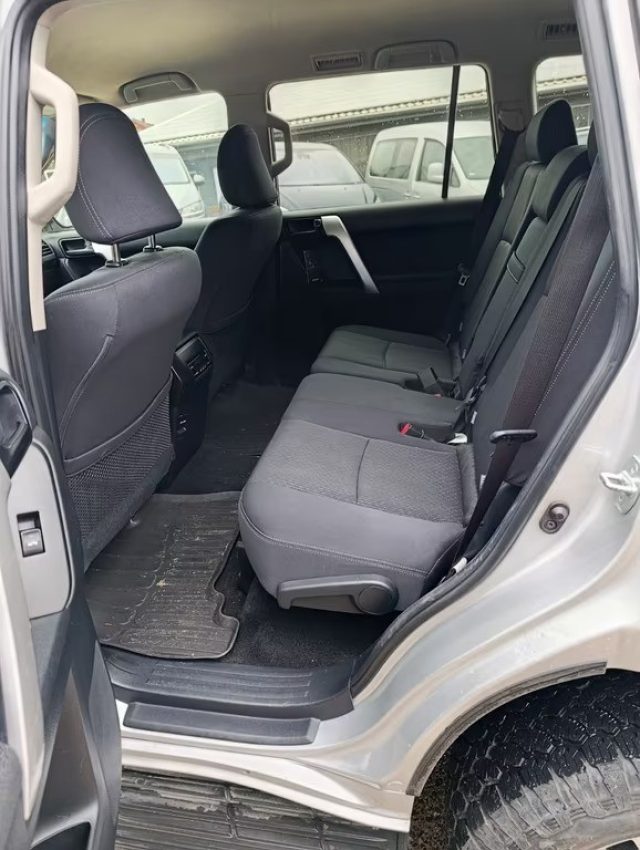 TOYOTA Land Cruiser usata, con Climatizzatore
