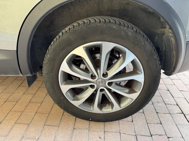 NISSAN Qashqai+2 usata, con Antifurto