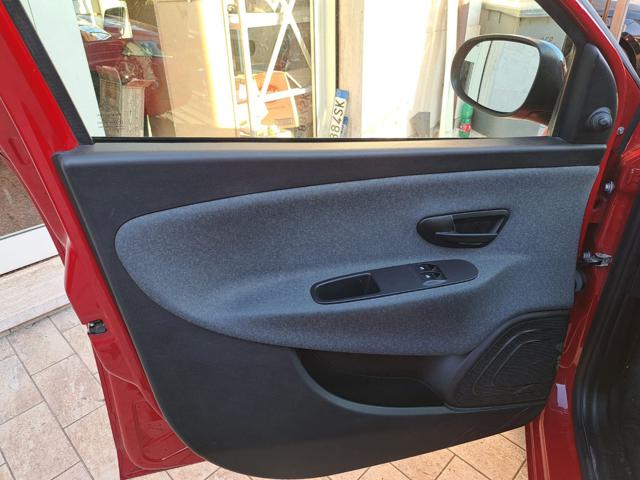 LANCIA Ypsilon usata, con Airbag testa