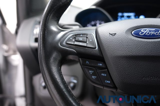 FORD Kuga usata, con Bracciolo