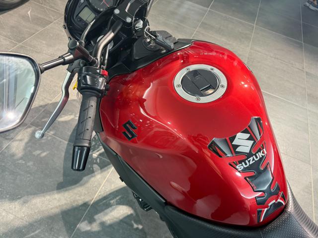 SUZUKI GSR 600 usata 4