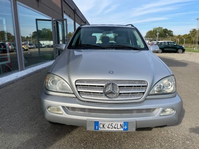 MERCEDES-BENZ ML 270 usata, con Airbag laterali