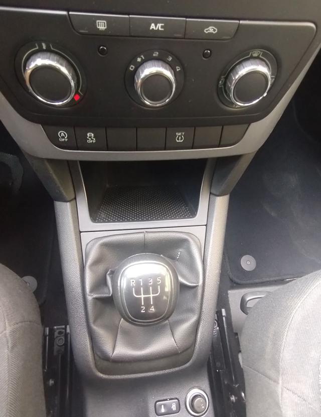 SKODA Yeti usata, con Specchietti laterali elettrici