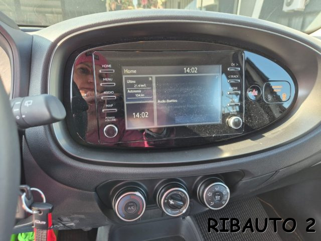 TOYOTA Aygo X usata, con Autoradio