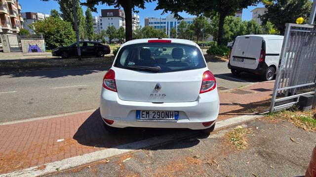 RENAULT Clio usata, con Antifurto