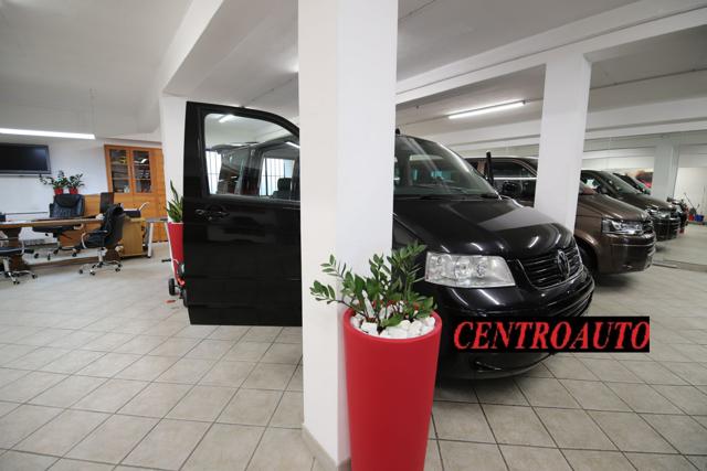VOLKSWAGEN Multivan usata, con Cruise Control