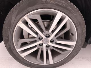 AUDI Q5 usata, con Volante in pelle