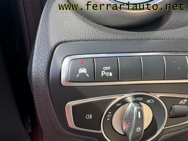 MERCEDES-BENZ C 220 usata, con Fendinebbia