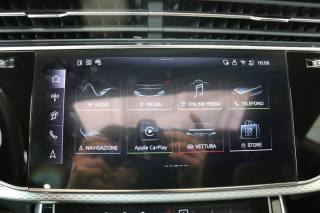 AUDI Q8 usata, con Autoradio digitale