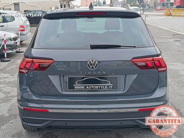 VOLKSWAGEN Tiguan usata, con Bluetooth