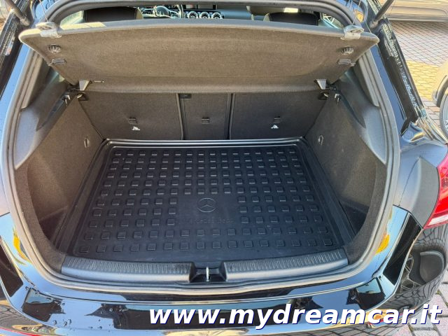 MERCEDES-BENZ A 160 usata, con Frenata d