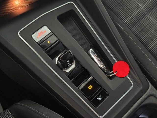 VOLKSWAGEN Golf usata, con Servosterzo