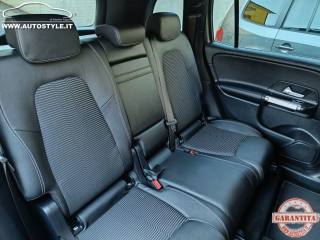 MERCEDES-BENZ GLB 200 usata, con Frenata d
