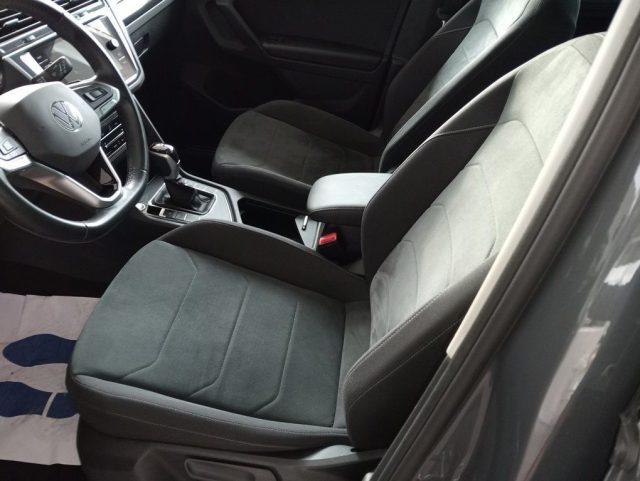 VOLKSWAGEN Tiguan usata, con Autoradio
