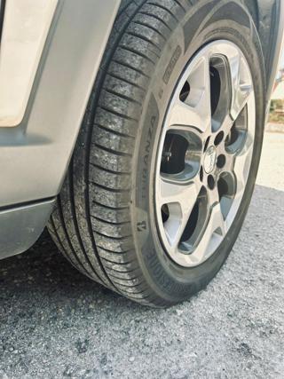 JEEP Compass usata, con Sedile posteriore sdoppiato