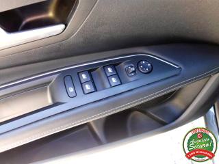 PEUGEOT 3008 usata, con Lettore CD