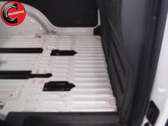 VOLKSWAGEN Caddy usata, con Alzacristalli elettrici