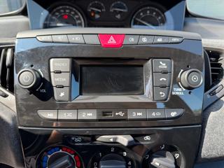 LANCIA Ypsilon usata, con Autoradio digitale