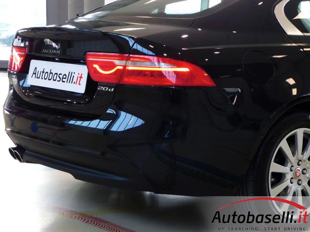 JAGUAR XE usata, con Isofix