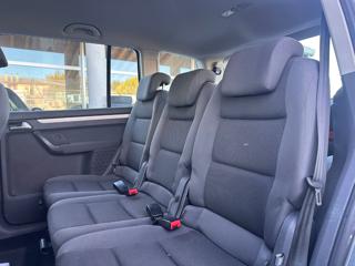 VOLKSWAGEN Touran usata, con Cerchi in lega