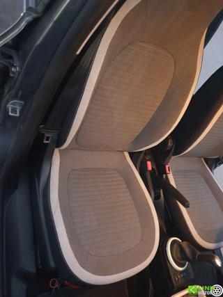 RENAULT Twingo usata, con Sedile passeggero ribaltabile