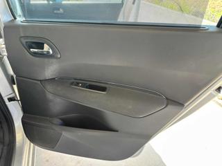 PEUGEOT 5008 usata, con Apple CarPlay