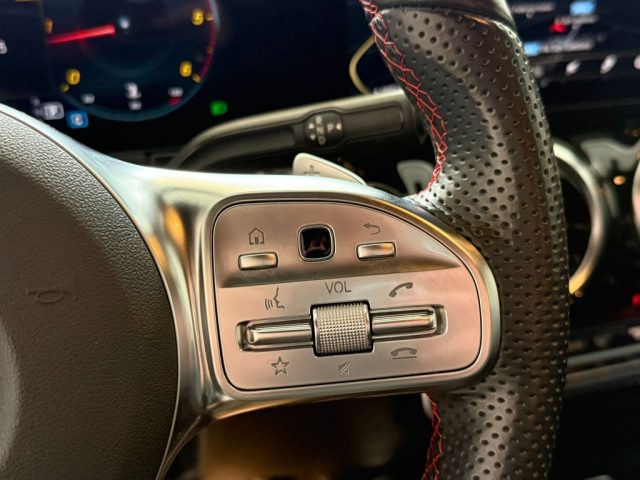 MERCEDES-BENZ GLA 200 usata, con Bracciolo