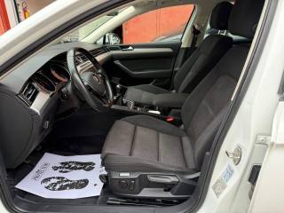 VOLKSWAGEN Passat Variant usata, con Autoradio