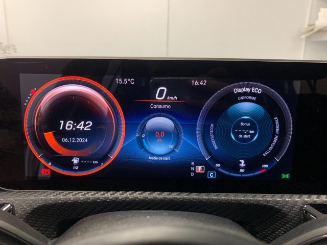 MERCEDES-BENZ A 180 usata, con Frenata d