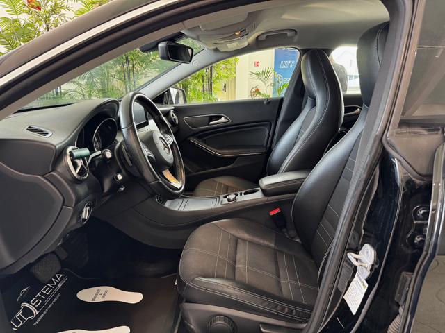 MERCEDES-BENZ CLA 220 usata, con Chiusura centralizzata