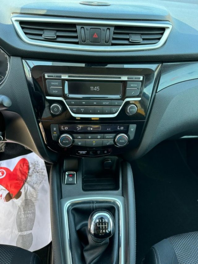 NISSAN Qashqai usata, con Climatizzatore