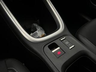 JEEP Avenger usata, con Volante in pelle