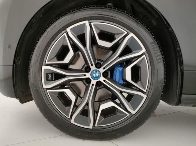 BMW iX usata, con Boardcomputer