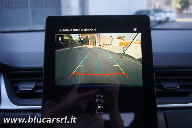 RENAULT Captur usata, con Bracciolo