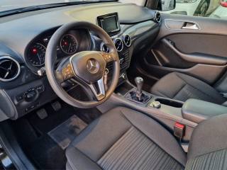 MERCEDES-BENZ B 180 usata, con Climatizzatore