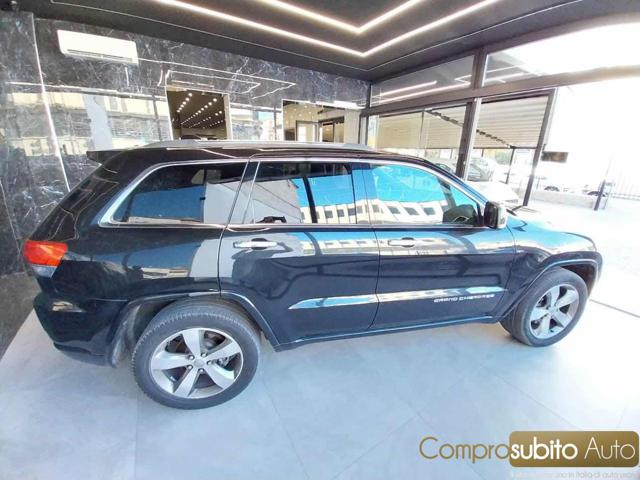 JEEP Grand Cherokee usata, con Autoradio