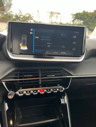 PEUGEOT 2008 usata, con Servosterzo