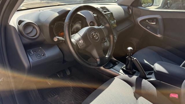 TOYOTA RAV 4 usata, con Sistema di navigazione