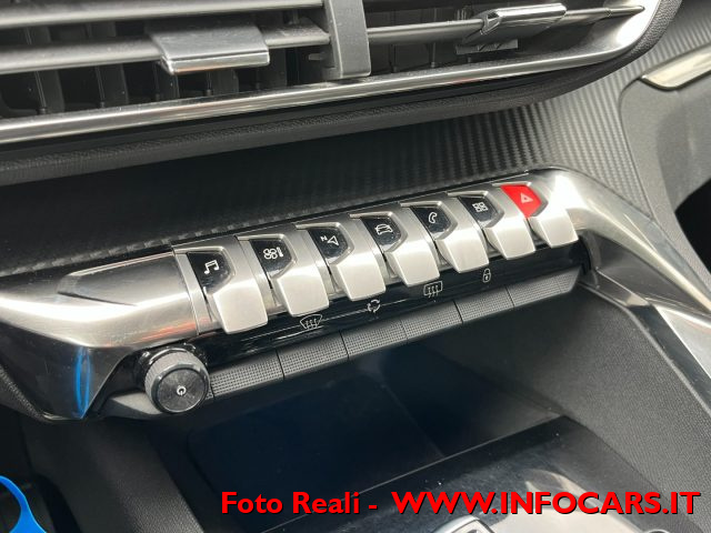 PEUGEOT 3008 usata, con Luci diurne LED