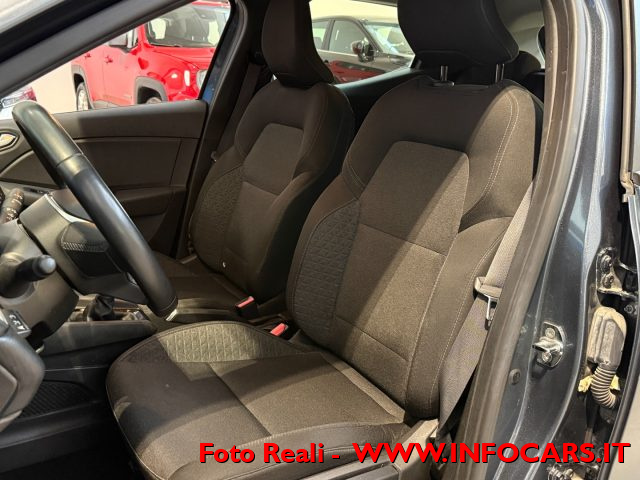 RENAULT Clio usata, con Autoradio