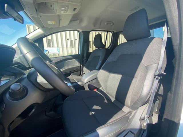 RENAULT Kangoo usata 29
