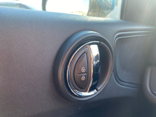 MINI Countryman usata, con Fari LED
