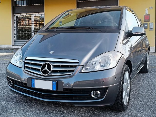 MERCEDES-BENZ A 150 usata, con Volante in pelle
