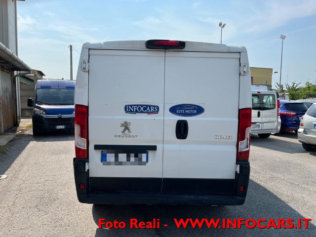PEUGEOT Boxer usata, con Park Distance Control