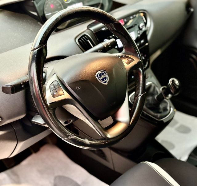 LANCIA Ypsilon usata, con Immobilizzatore elettronico