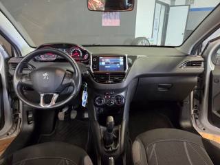 PEUGEOT 208 usata, con Bluetooth